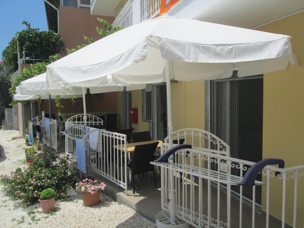 Studios Panagiota Potos Exterior foto